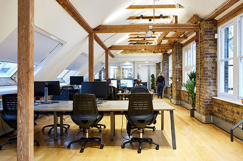 時尚辦公網(wǎng) 辦公設(shè)計 設(shè)計欣賞 趣味工業(yè)風(fēng) 游戲開發(fā)公司hutch games倫敦辦公室擴(kuò)張設(shè)計欣賞